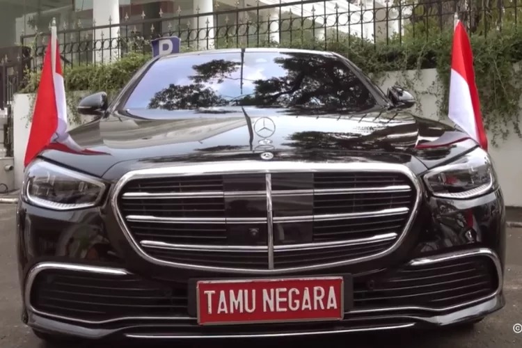 Negara Siapkan 60 Mobil Mercy S-Class Rp2,9 Miliar untuk Tamu Pelantikan Presiden 2024